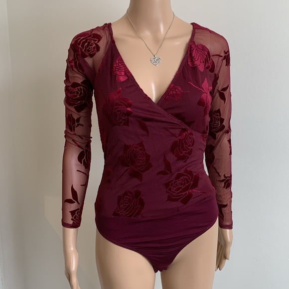 Leith floral bodysuit size :XS - Picture 3 of 8